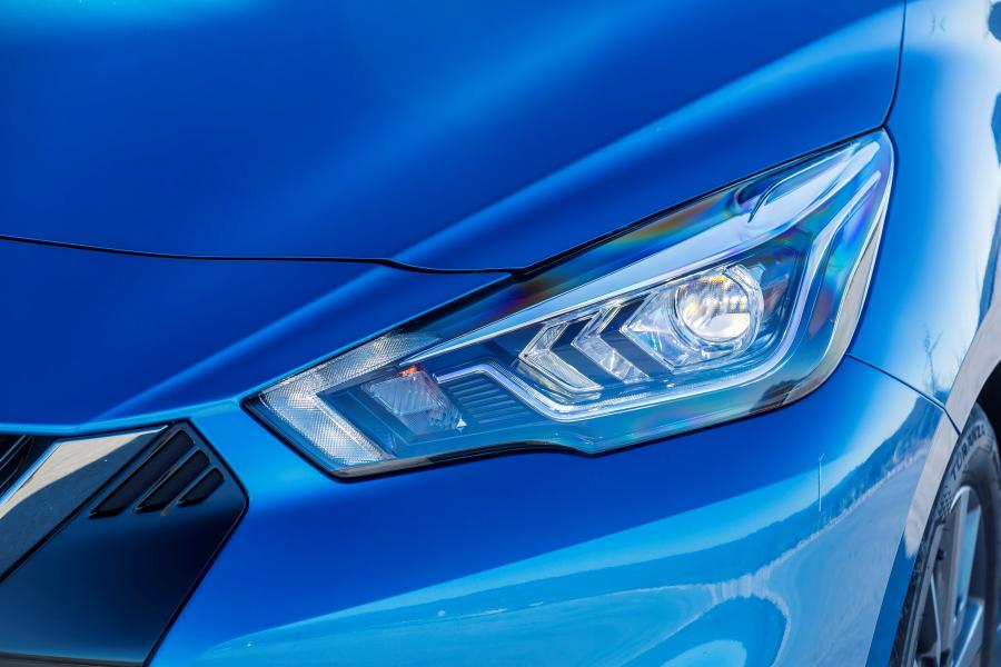 Детали экстерьера Nissan Micra 2017 года  (фото 12 из 30)